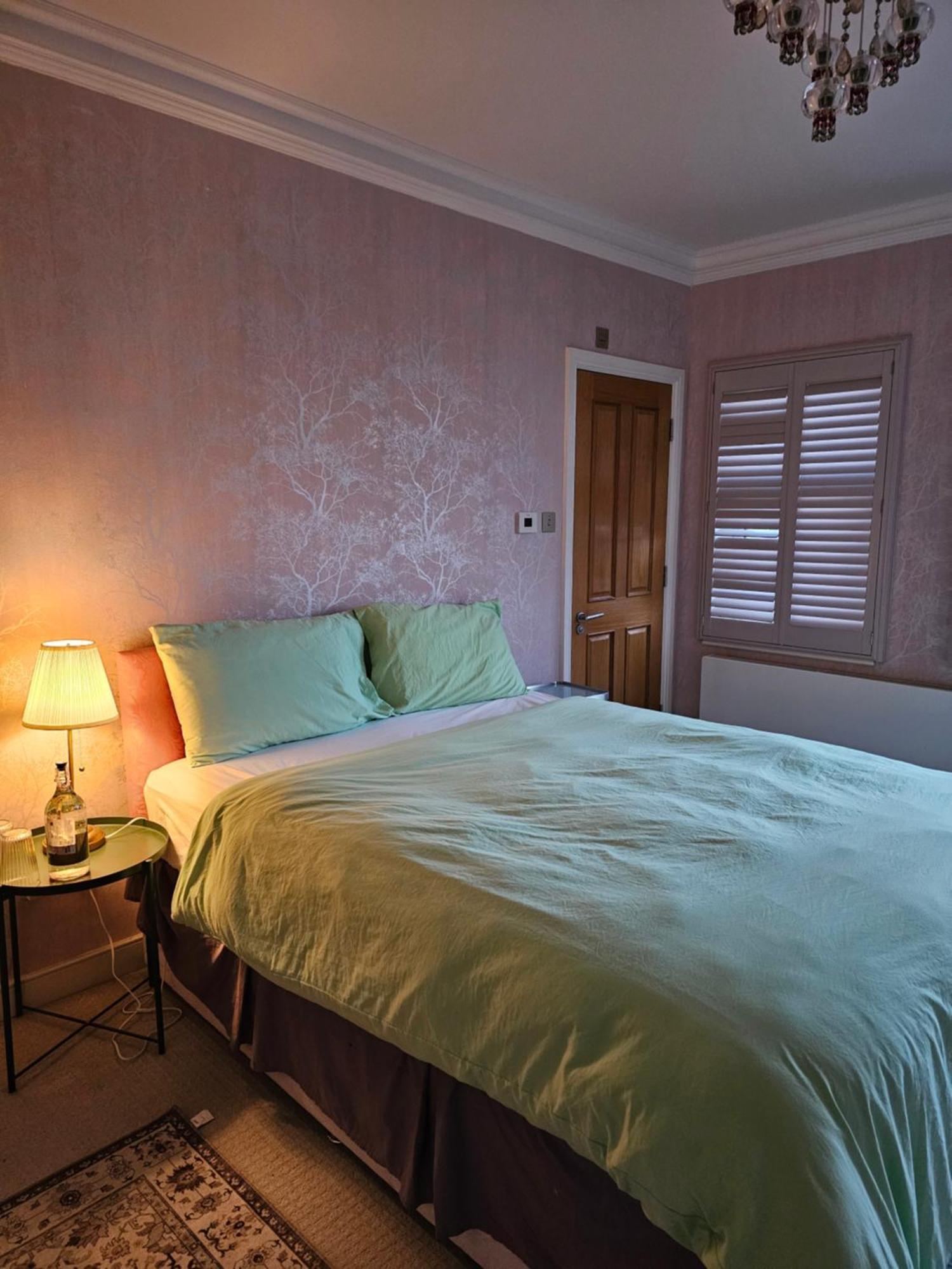 Brentford House Bed & Breakfast Exterior photo